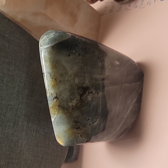 Laboridite  mountain - Picture 2 of 7